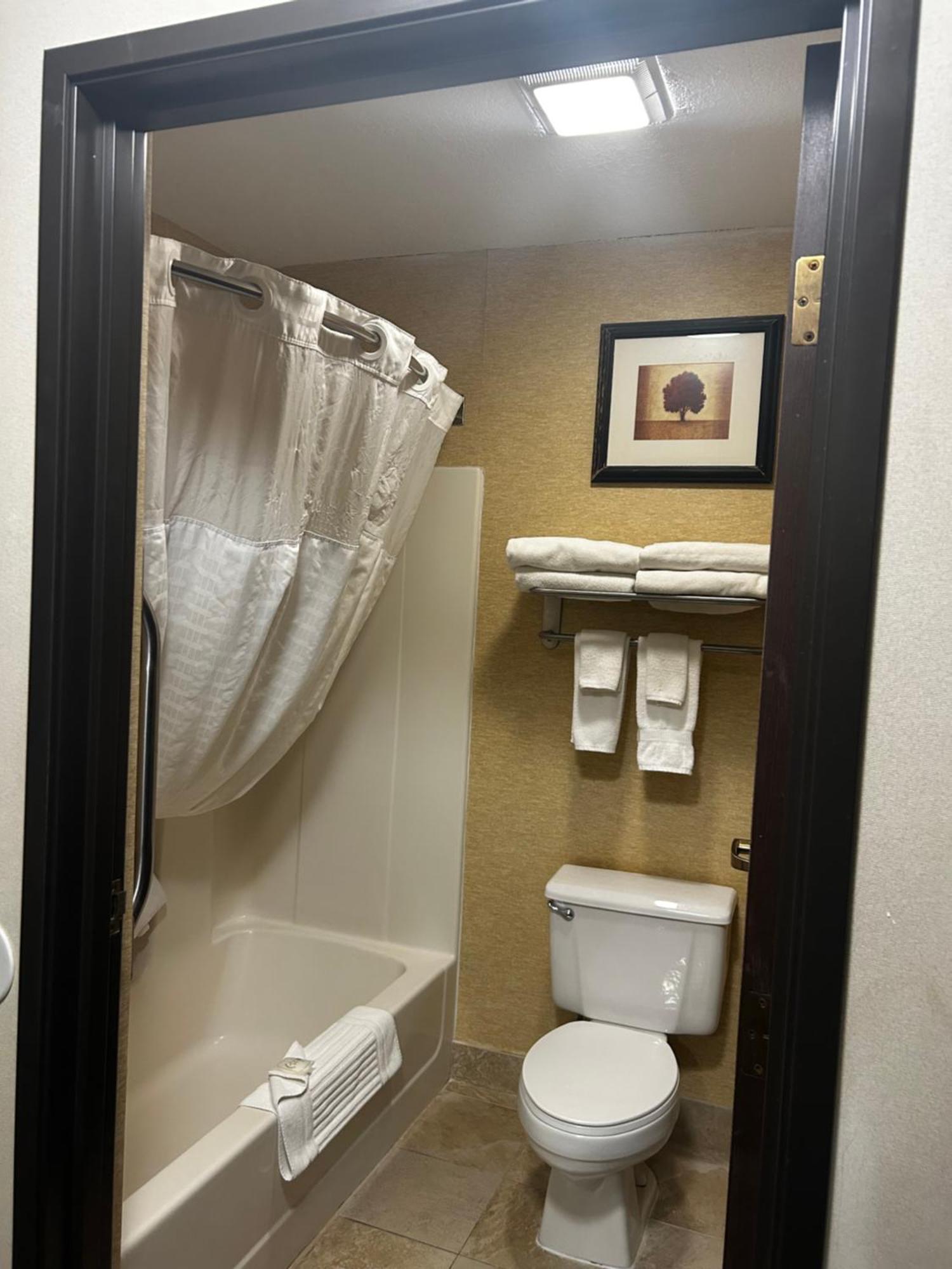 Quality I-70 Hotel