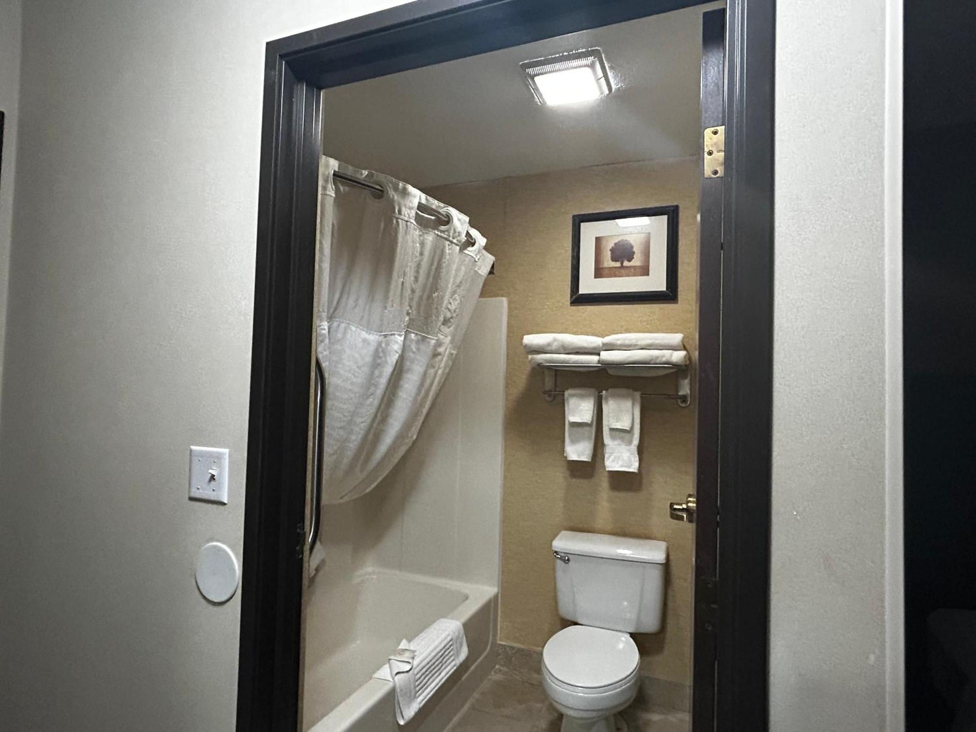Hotel Quality I-70