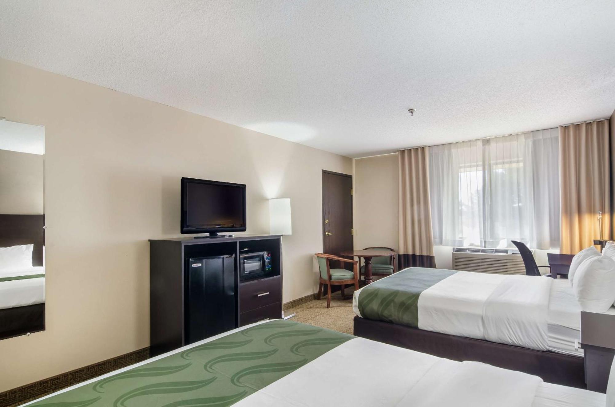 Quality I-70 Hotel